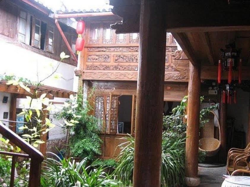 Lijiang Homeland Inn Courtyard 2 Exterior foto